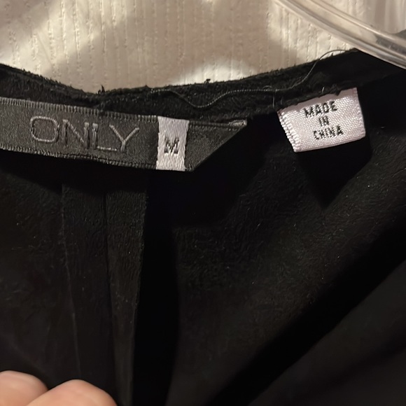 ONLY Black Tasseled Faux-Suede Swing Jacket. - Picture 2 of 4